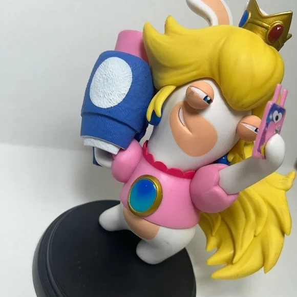 Mario + Rabbids Kingdom Battle - Rabbid Peach Figure 📱🤪 - Picture 3 of 11